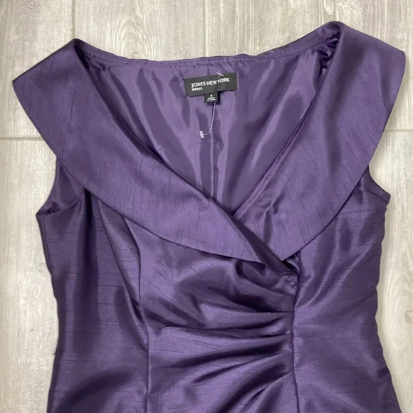 Jones New York dress size 4. - Picture 2 of 10